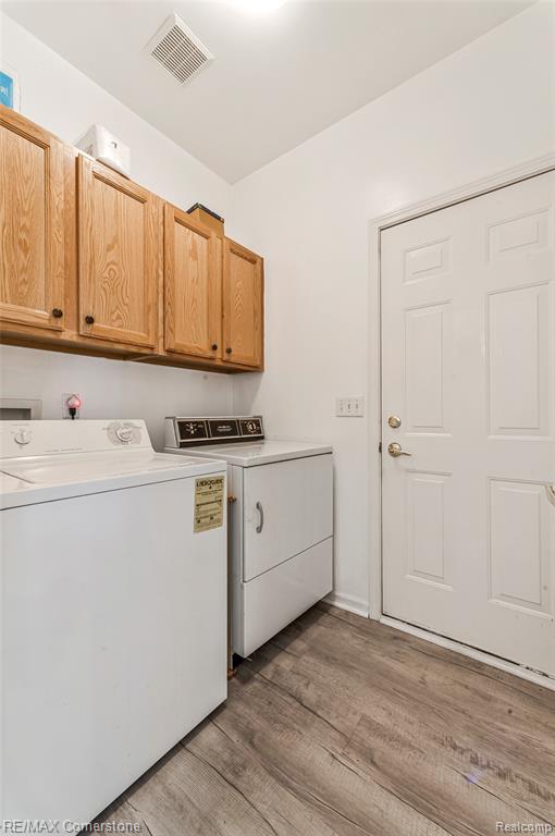 8307 Parkside Drive, Westland, MI — Photo 21