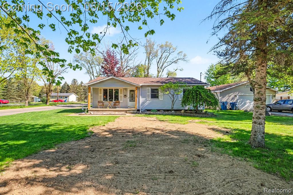 401 Lakeview Street, Holly, MI 48442 — Photo 3