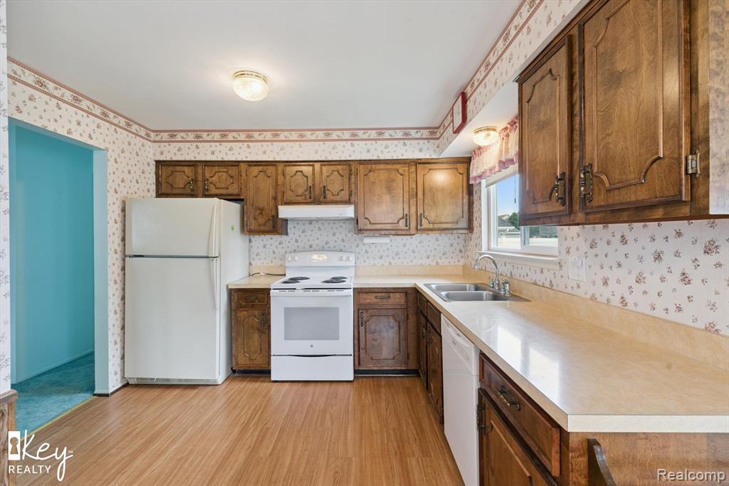 32403 Truman Road, Rockwood, MI — Photo 16