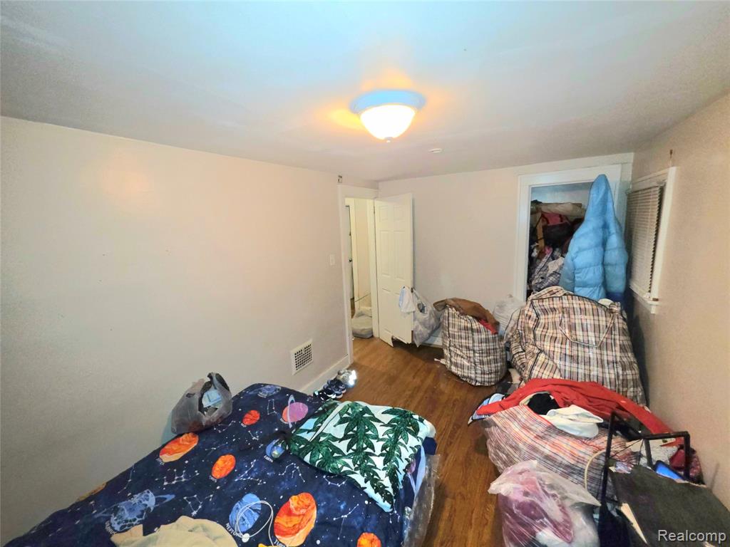 23525 Kress Street, Detroit, MI 48219 — Photo 13