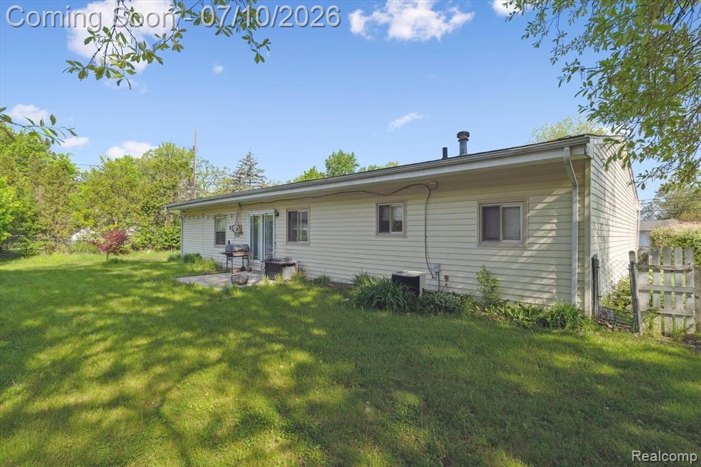 500 TROMBLEY Drive, Troy, MI 48083 — Photo 29