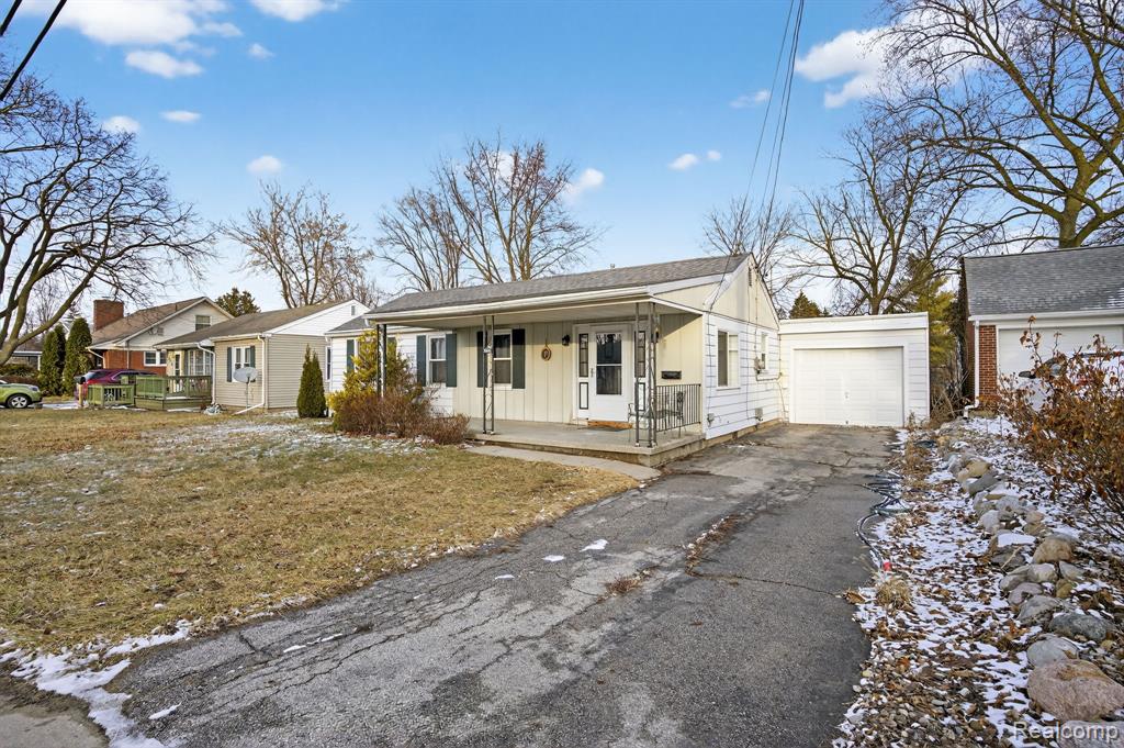 3066 Schaefer Street, Saginaw, MI 48604 — Photo 35