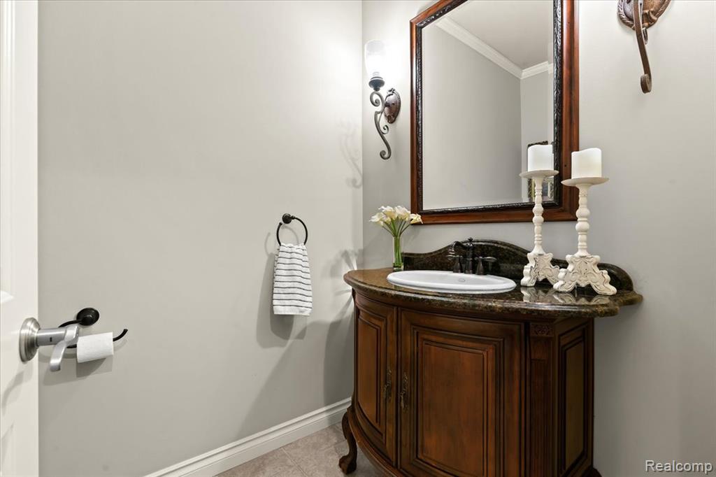 10734 Stoney Point Drive, South Lyon, MI 48178 — Photo 16