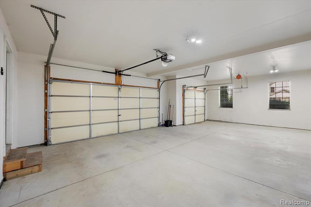 13042 Cumberland Court, Van Buren, MI 48111 — Photo 39
