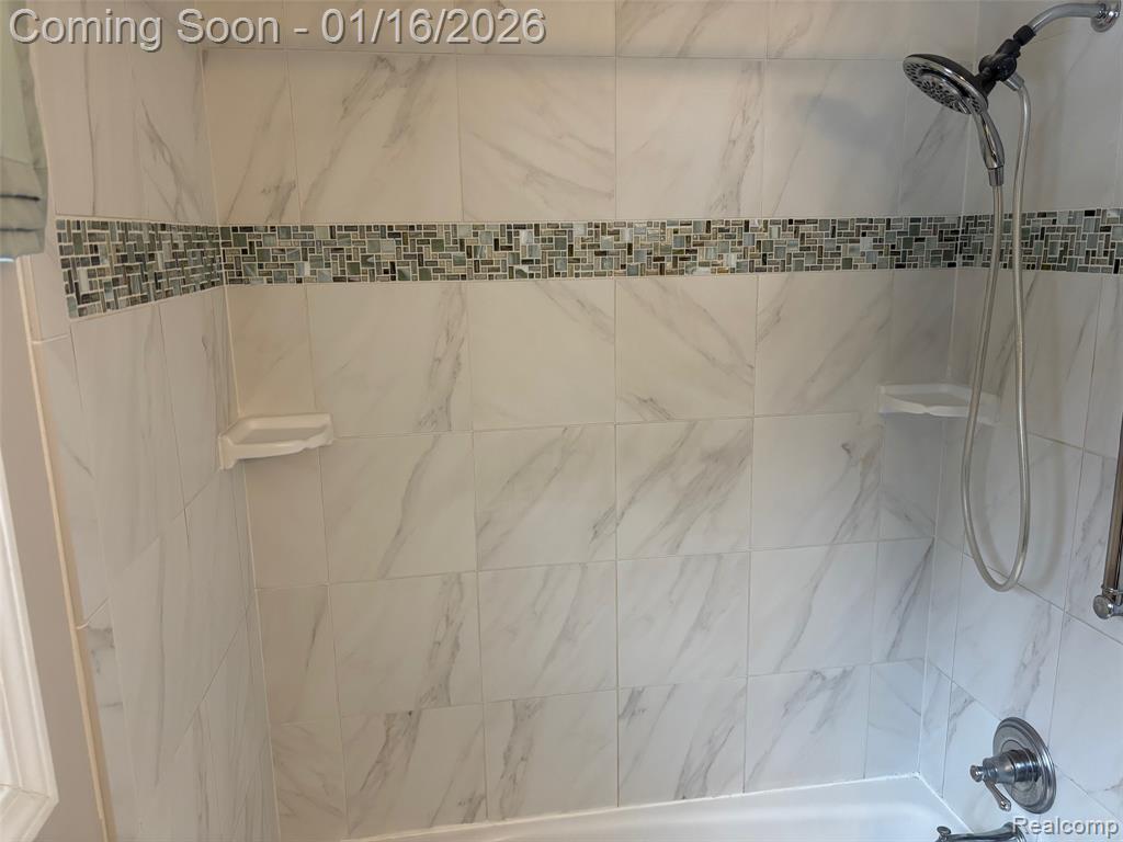 946 Novi Street, Northville, MI 48167 — Photo 11