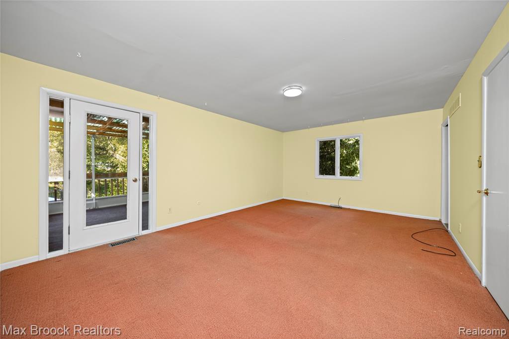 35550 Pleasant Valley Road, Farmington Hills, MI, 48331