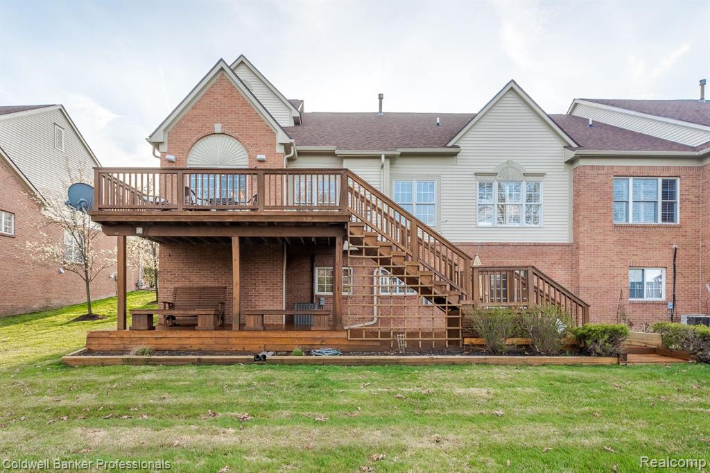 26270 VALHALLA Drive, Farmington Hills, MI 48331 — Photo 39