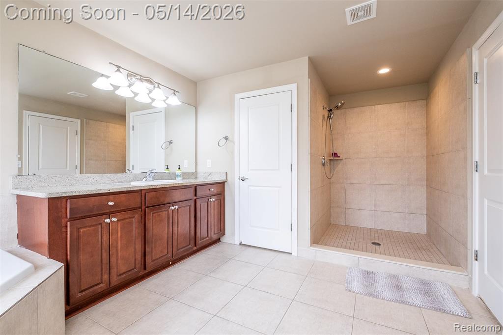 756 Palermo, Troy, MI 48084 — Photo 36
