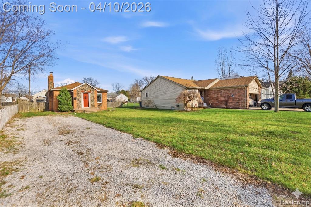 33524 Duncan, Fraser, MI 48026 — Photo 20