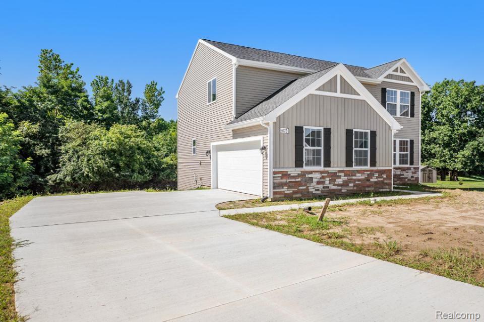 6122 Sage Court, Grand Blanc, MI 48439 — Photo 2