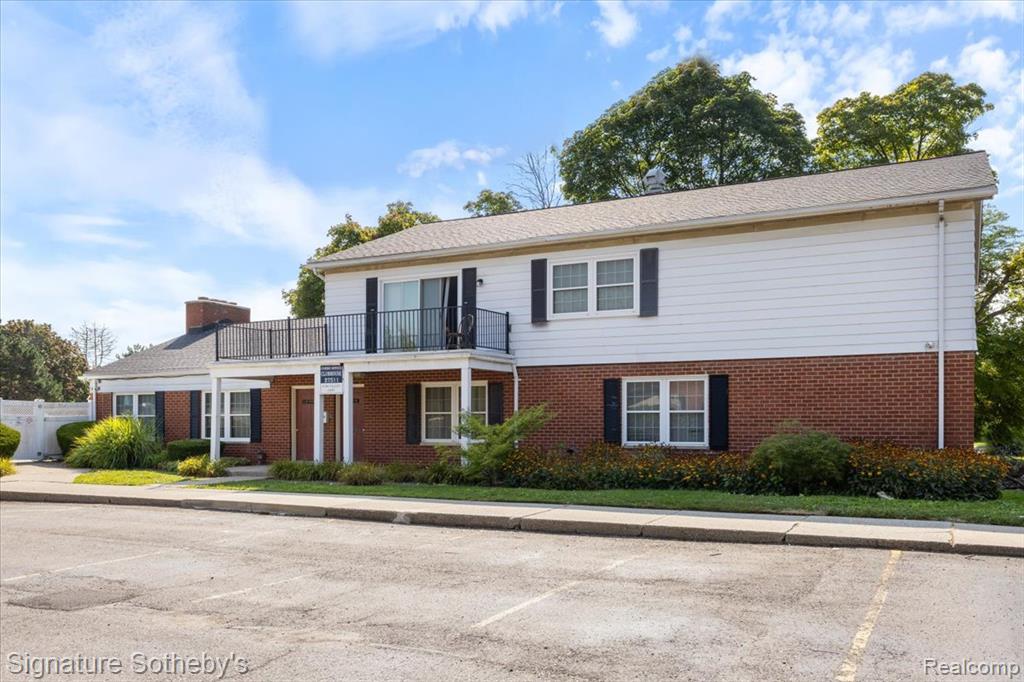 27671 W Echo Valley, Farmington Hills, MI 48334 — Photo 20
