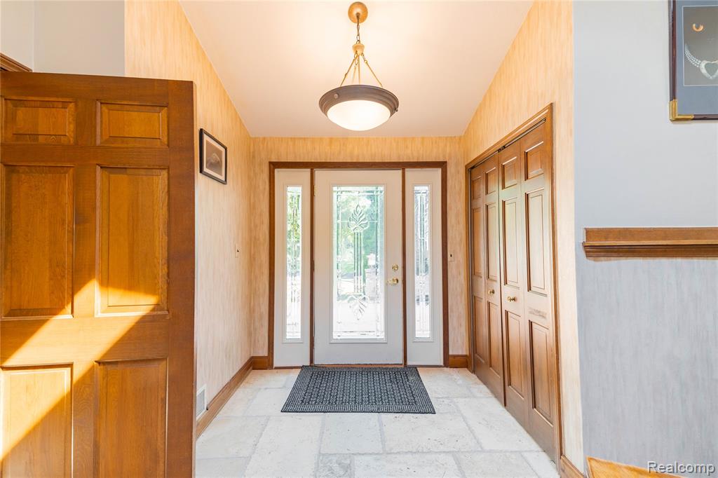 8511 Bridge Road, Grosse Ile, MI 48138 — Photo 7