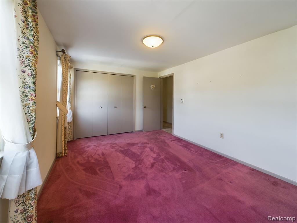 440 Lockmoor Court, Grand Blanc, MI 48439 — Photo 17