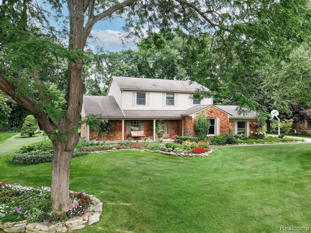 5173 Aintree Road, Rochester, MI 48306 — Photo 2