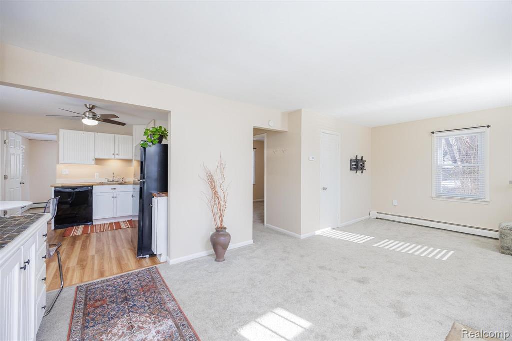 440 Bunny Run Boulevard, Lake Orion, MI 48362 — Photo 5