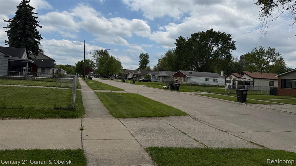 6811 McGuire Street, Taylor, MI — Photo 2