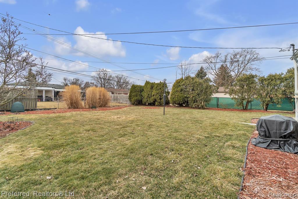 5238 Busch Avenue, Warren, MI 48091 — Photo 34
