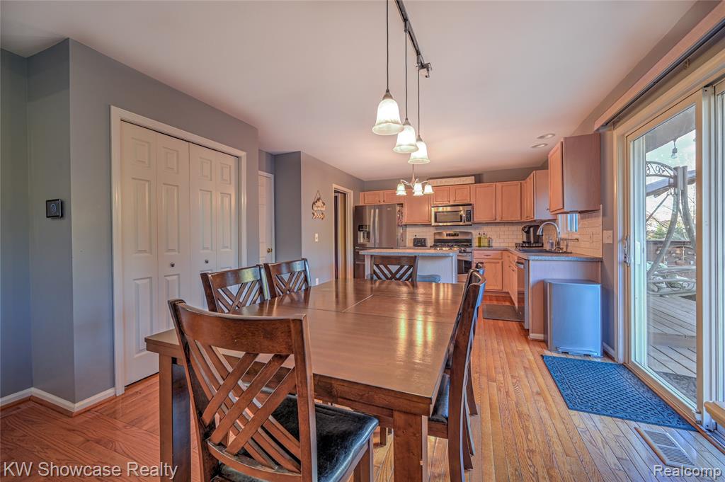 791 Deer Path Trail, Waterford, MI 48327 — Photo 12