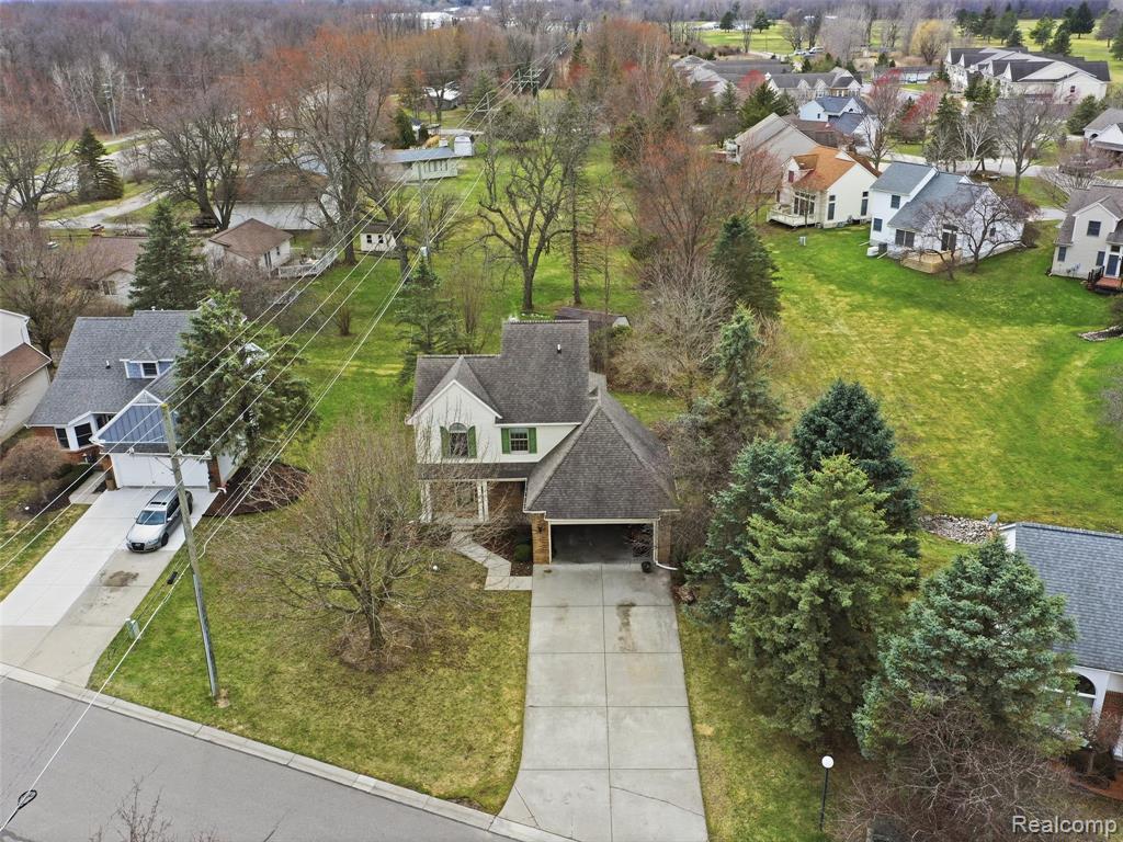 567 Greens Way Boulevard, Lapeer, MI 48446 — Photo 34