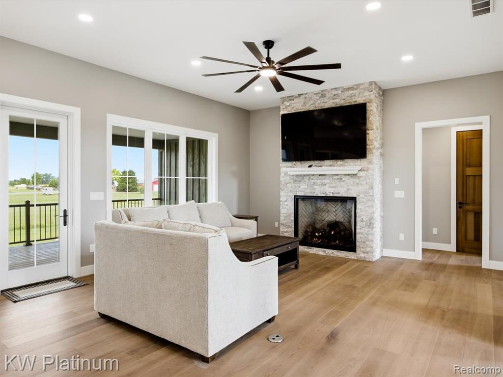 493 Wood Road, Snover, MI 48472 — Photo 15