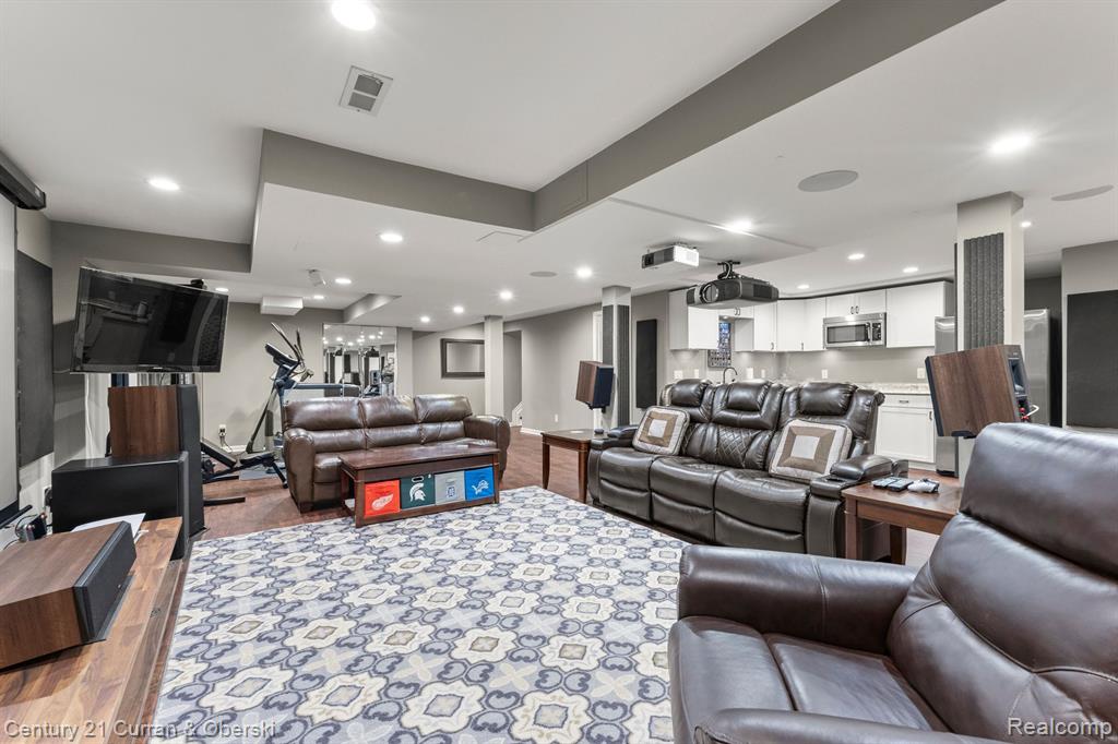 49957 JACKSON Lane, Canton, MI 48188 — Photo 33