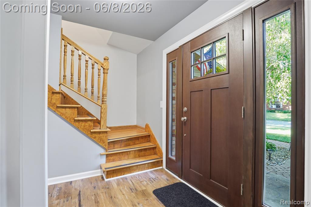 6218 McKenzie Drive, Flint, MI 48507 — Photo 4