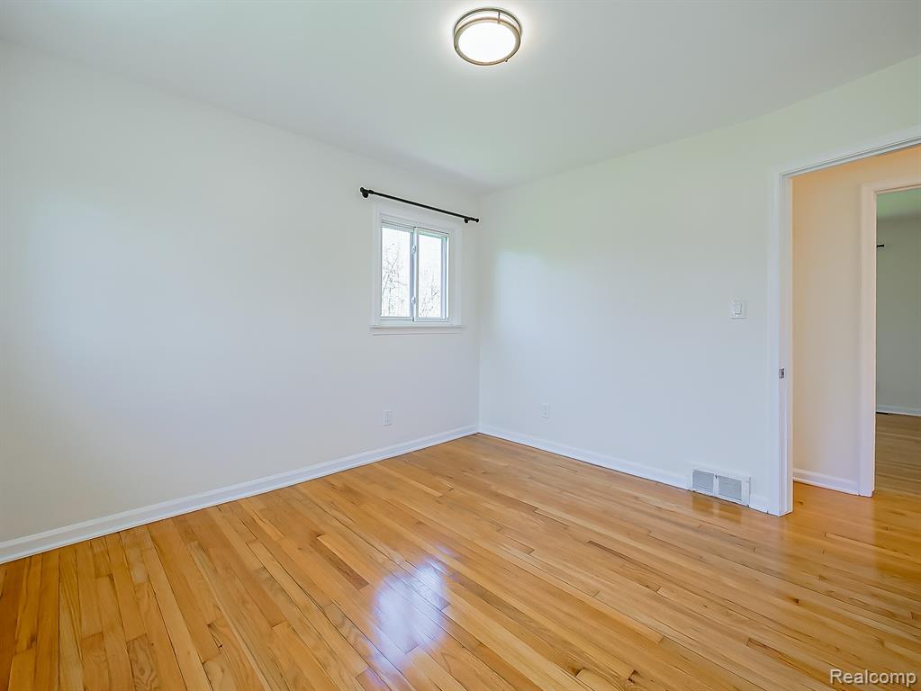 8701 Brookville Road, Plymouth, MI 48170 — Photo 11