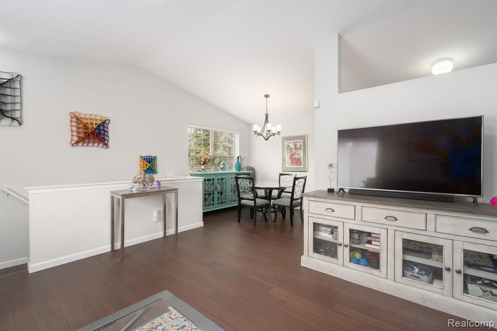 3019 Forest Creek Court, Ann Arbor, MI 48108 — Photo 6