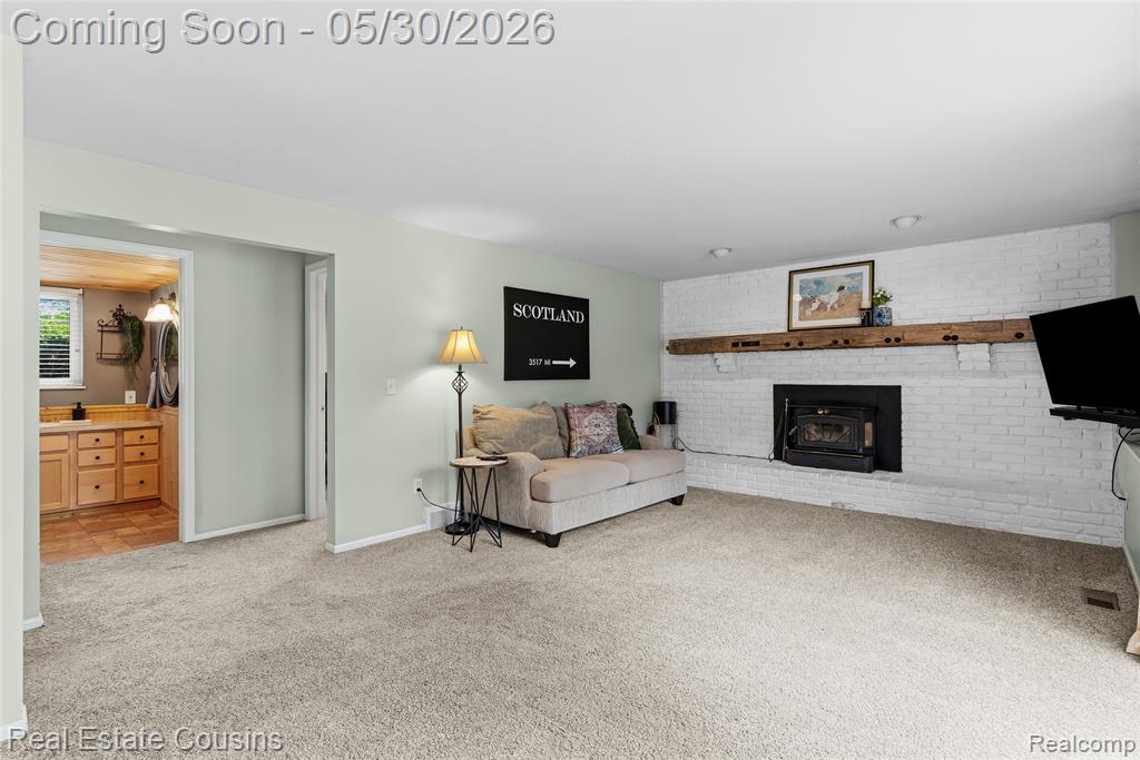 13435 Lakebrook Drive, Fenton, MI 48430 — Photo 15