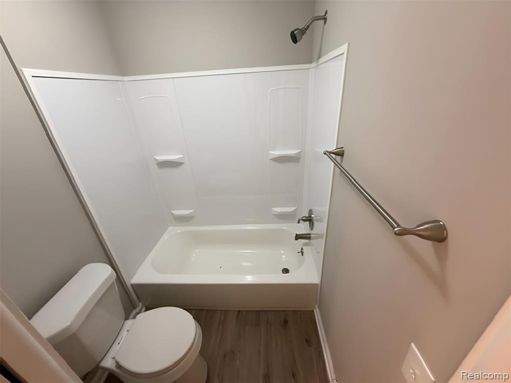140 DARWIN Road, Pinckney, MI 48169 — Photo 9