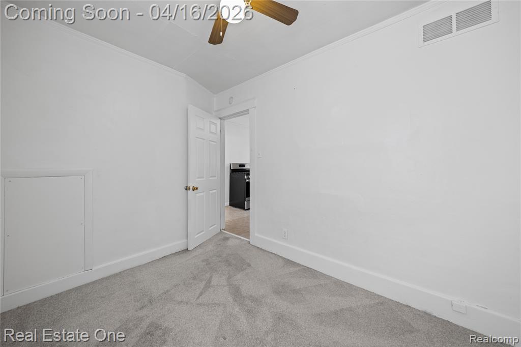 842 E 10 Mile Road, Ferndale, MI 48220 — Photo 8
