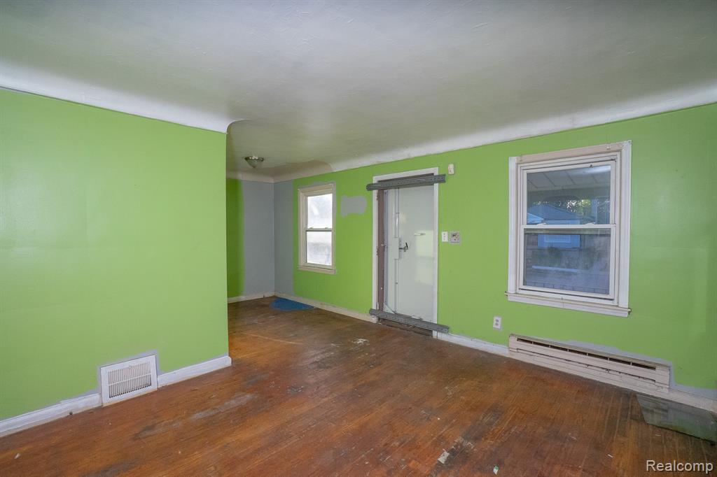 19140 ALGONAC Street, Detroit, MI 48234 — Photo 14