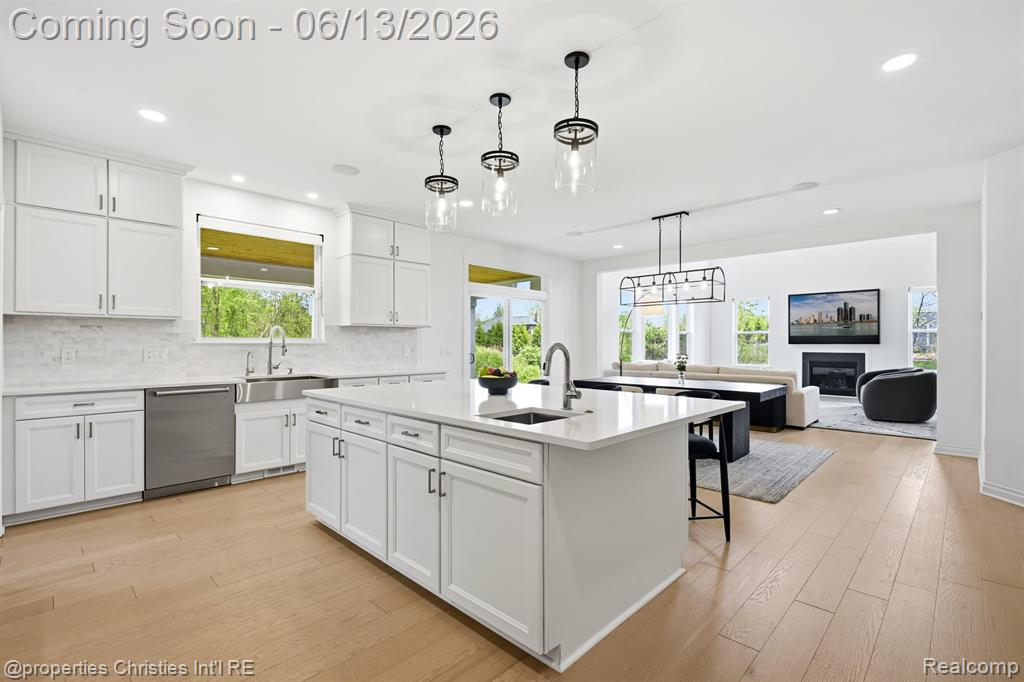 51350 Stone Meadow Court, Northville, MI 48167 — Photo 16