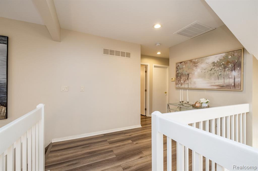 41924 ALDEN Drive, Clinton Twp, MI 48038 — Photo 36