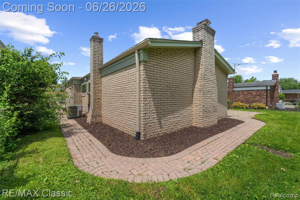7432 Hillsboro Drive, Canton, MI 48187 — Photo 41