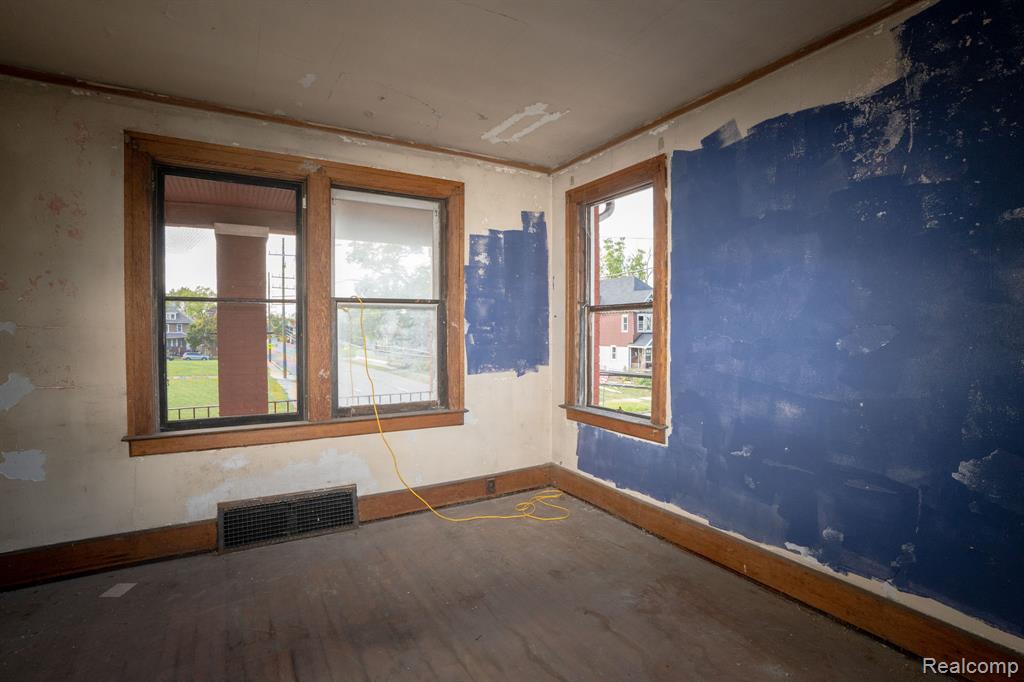 2574 Baldwin Street, Detroit, MI 48214 — Photo 18