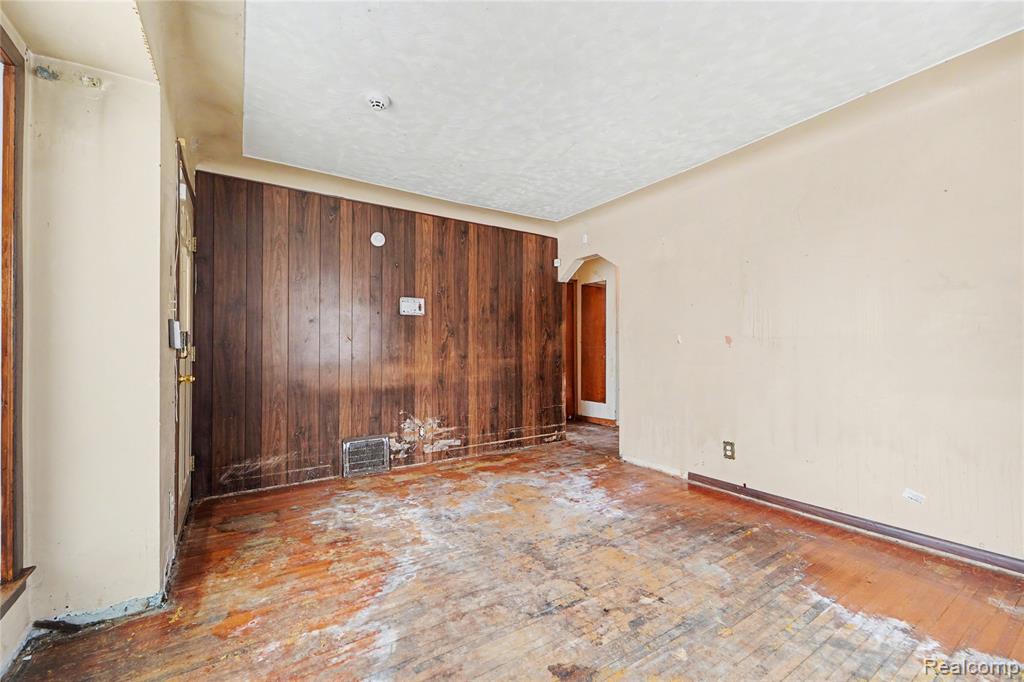 4537 Winifred Street, Wayne, MI 48184 — Photo 4