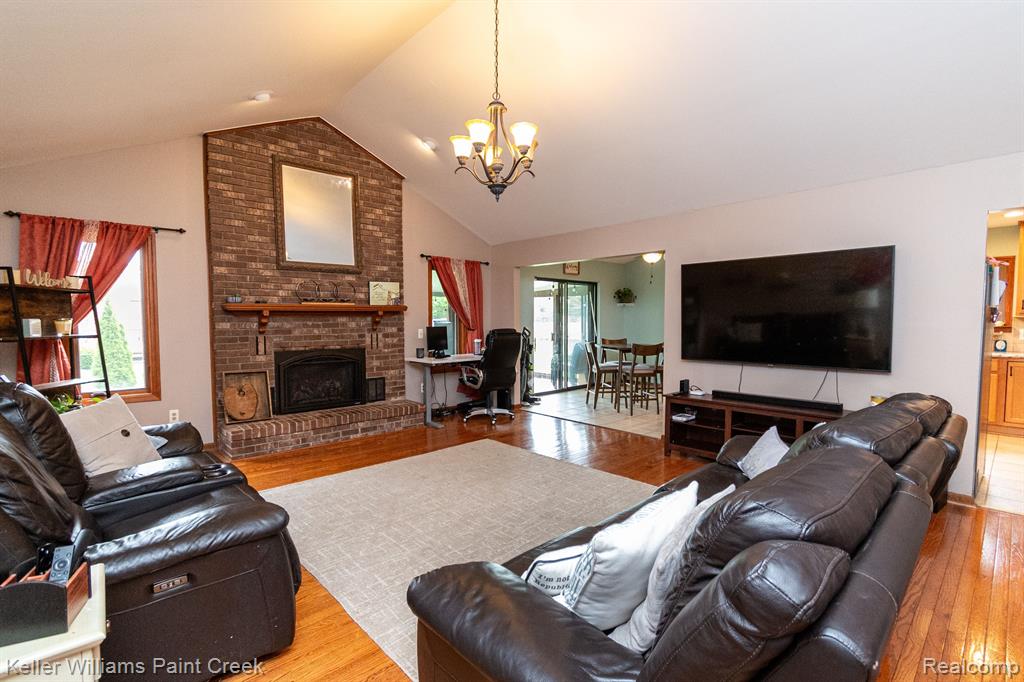 40612 REHSE Drive, Clinton Twp, MI 48038 — Photo 7
