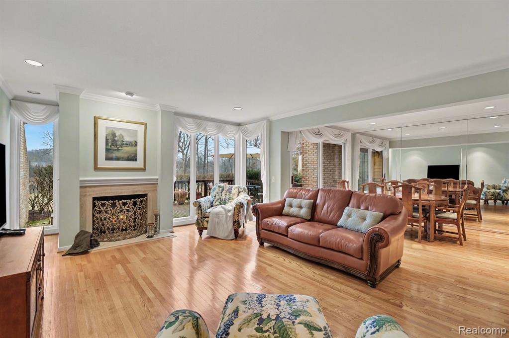 5080 Mirror Lake Court, West Bloomfield, MI 48323 — Photo 13