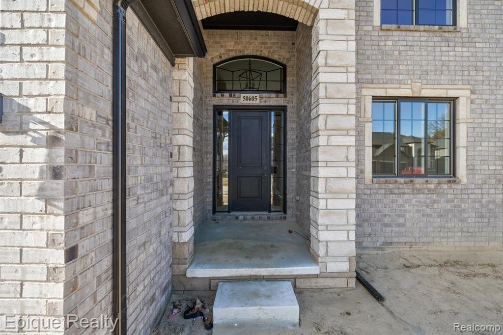 50605 Mistwood Drive, Macomb, MI 48042 — Photo 4