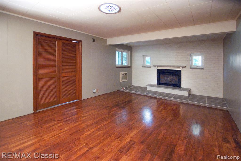 4836 Sundew Street, Commerce Twp, MI 48382 — Photo 13