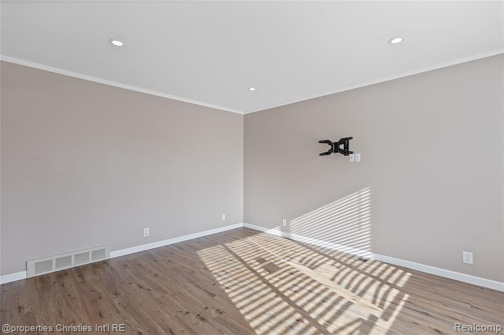 12253 Marla Drive, Warren, MI 48088 — Photo 9