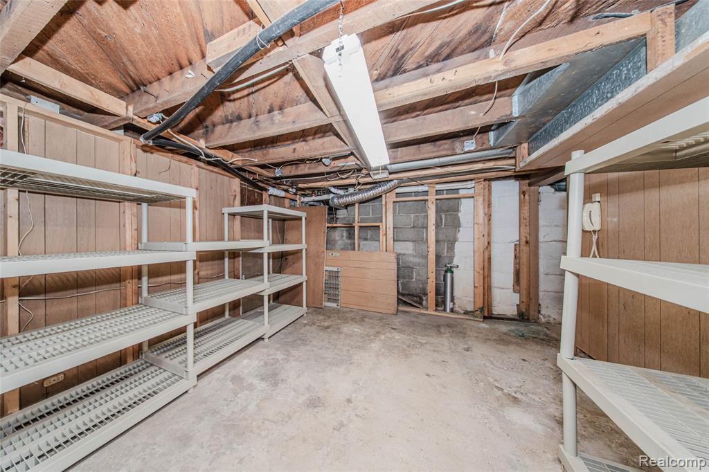 9042 Gale Road, White Lake, MI — Photo 69
