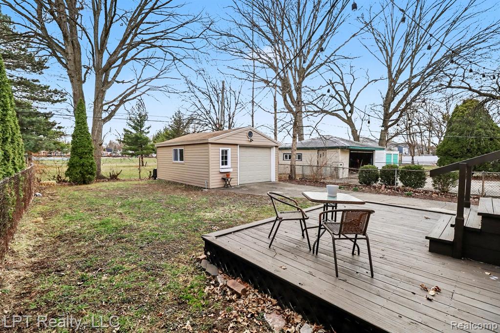 556 Academy Street, Ferndale, MI 48220 — Photo 13