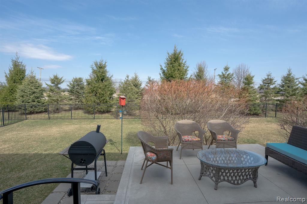 17121 Chianti Court, Macomb, MI 48042 — Photo 41