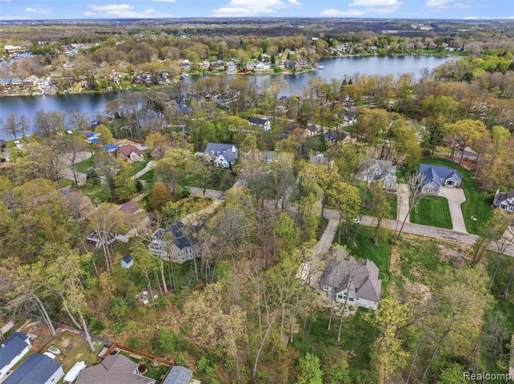 7531 Kovacs Drive, Linden, MI 48451 — Photo 8