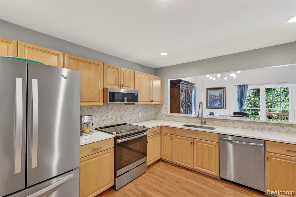 6652 Cortland Avenue, 1, Brighton, MI 48114 — Photo 9