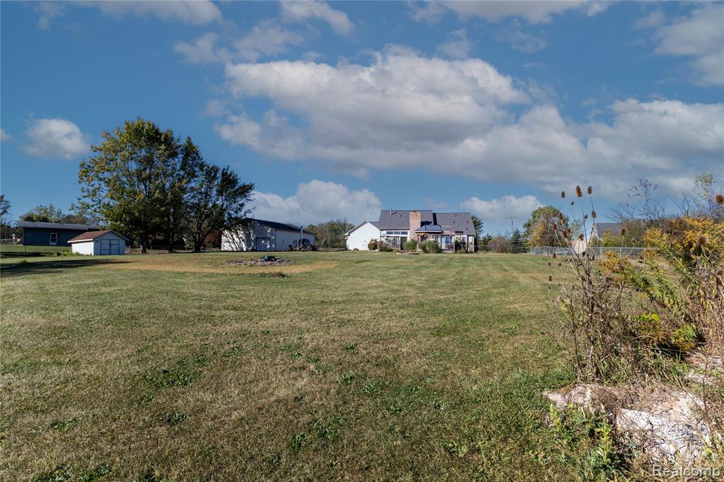 61170 North Avenue, Ray, MI — Photo 9