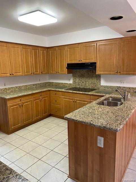 37557 AMBER Drive, Farmington Hills, MI 48331 — Photo 13