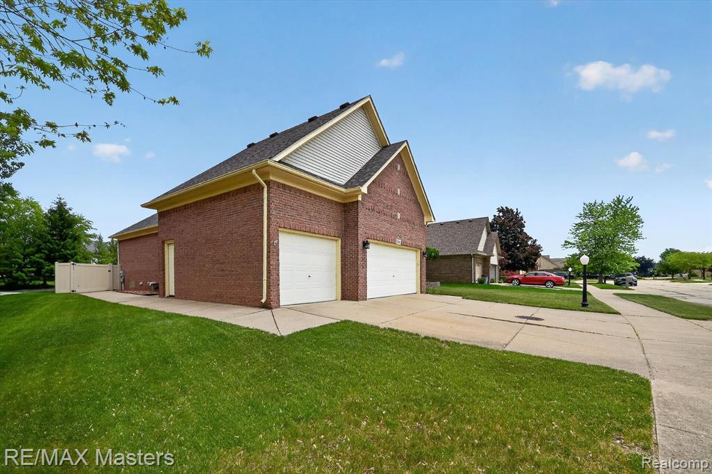 28817 Sugar Island Court, Rockwood, MI — Photo 35